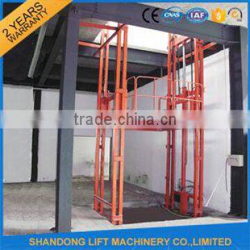 1.5T 4.5M Vertical Hydraulic Warehouse Cargo Lift With CE