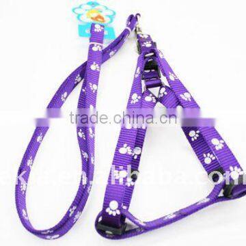 Soft dog harness leash set with paws