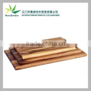 Acacia wood cutting board