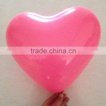 latex heart balloons