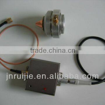 Capacitance sensor with various capacitive sensing heads to measure distance pressure temperature