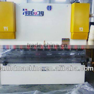 Electrical-hydraulic synchronous press brake