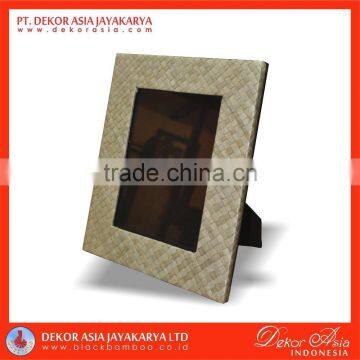 Picture Frame Pandanus