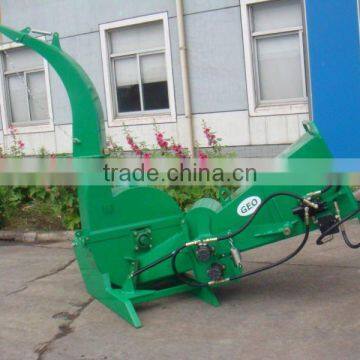 Self--feeding wood chipper with CE for sale