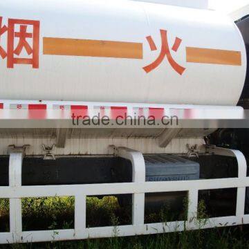 HOWO Chinese Sinotruk New 10wheels Oil Tank Truck 20L Sinotruk photo-4