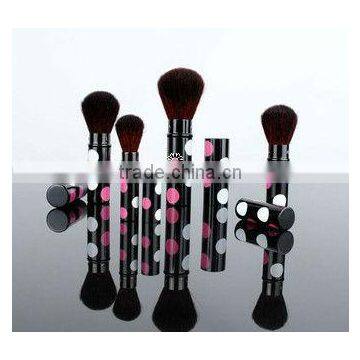 Retractable Brush Black Aluminum Handle Powder Brush