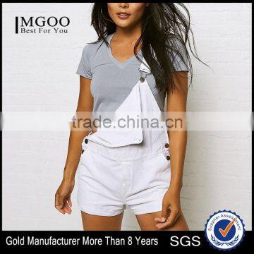 MGOO Wholesale Custom Plain Slim Fit Tank Top With Raw Cut Hems Sexy Low Cut V Neck Crop Top