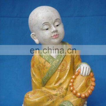 Resin Monk statue/ little monk figurine for sale