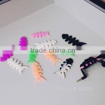 Customized Shape and Logo Soft Silicone Rubber Earphone Cord Cable Winder photo-2