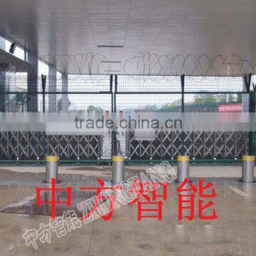 2016Remote control retractable stainless steel traffic safety barrier