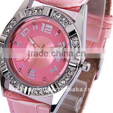 2011 fashion cartoon quartz diamond watch