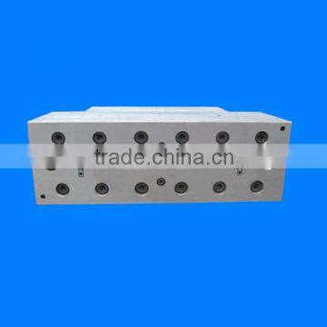 China Plastic Extrusion Mould for Decorative Wood Furniture Moulding