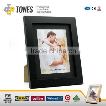 black photo frame