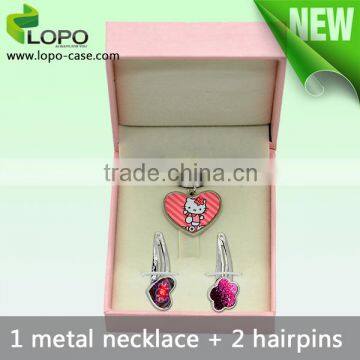 Trendy pink present Jewellery box package for ornatments