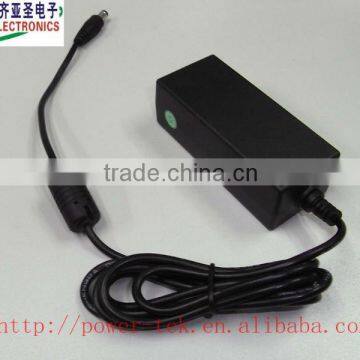 universal notebook power adapter 24W