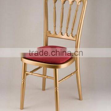 Factory supplier stacakable wooden Chateau wedding chair