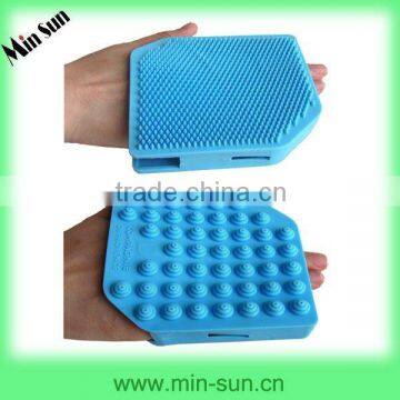 Humanized Design Mutipurpose Eco-friendly Silicone Bath Brush