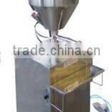 SF Semi-automatic Liquid filling machine