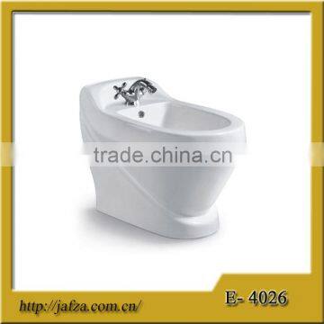 4026 Hot selling Ceramic smart Bidet