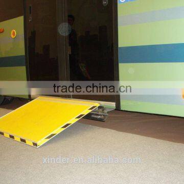CE Electric Wheelchair Ramp for the Disabled on Low-Floor City Bus With CE Certificate