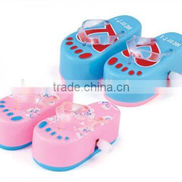 FUNNY WIND UP SHOES CANDY TOY Y2770189