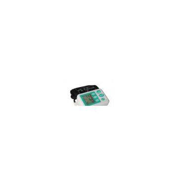 Automatic LCD digital accurate wrist high blood pressure monitor 20 - 300 mmHg