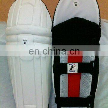 personalized cricket bats/custom cricket pads/light weight cricket batting pads