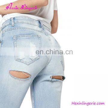 Wholesale No Moq Summer Women Denim Light Blue Ripped Jeans photo-4