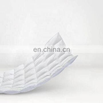 Great Air Permeability And Light Stitched Through Goose Down Handmade Down Duvet Quilt photo-3