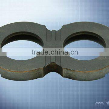 Sinter side plate for gear pump