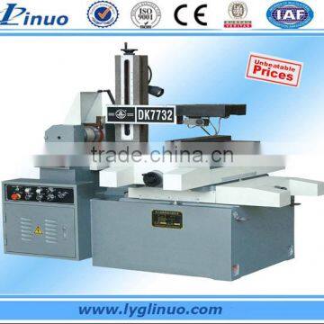 edm machine for making metal moulds