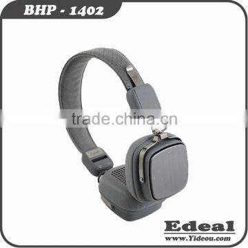China Wholesale New Design Gaming Bluetooth Headset for Mobile Phone photo-6