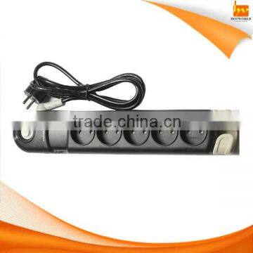 French 5 Outlet Power Voltage Protector/220V Power Surge Protector photo-2