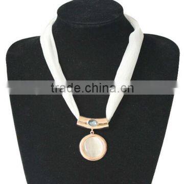 2013 fashions wholesaler and cheaper necklace scarf for wedding party