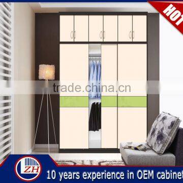 Latest Customized Bedroom Wardrobe Sliding Door Design photo-3