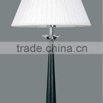 2015 classic table lamp with chrome and black in Zhongshan