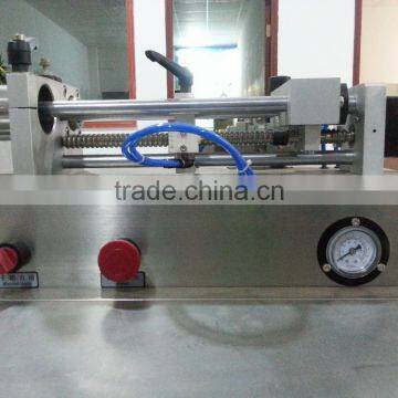 China Guangzhou GMP Standard Cosmetic Cream Filling Machine With Hopper photo-4