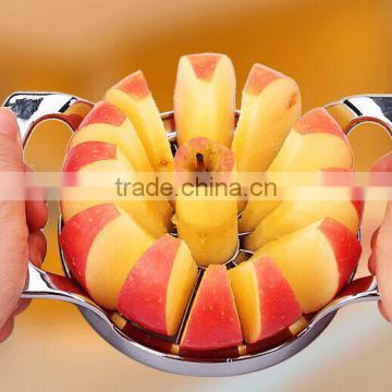 Easy to use 18/8 Stainless Steel and Zinc Alloy Fruit Corer