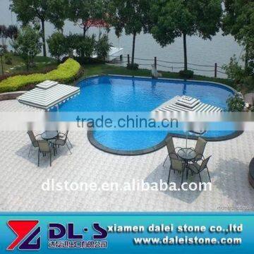 Swimming pool coping tile