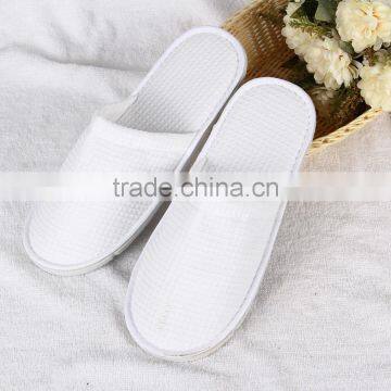 2017 new design white hotel spa waffle slippers