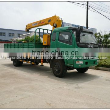 4x2 3.2 ton dongfeng pickup truck crane for sale