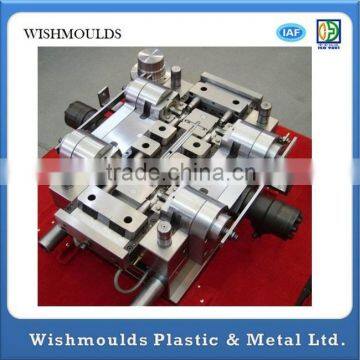 Customized low price plastic overmoulding mould maker in China