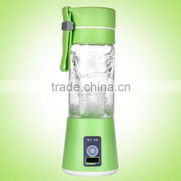 Newly Designed Mini Travel Sport Personal Fruit Juicer photo-4
