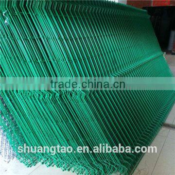 ISO certificate welded wire fence panels, powder coated guardrail mesh for road,