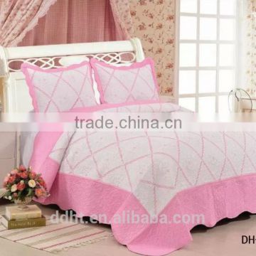 DH8808 Embroidery Quilts / Embroidery Bedspreads / Bedding Sets