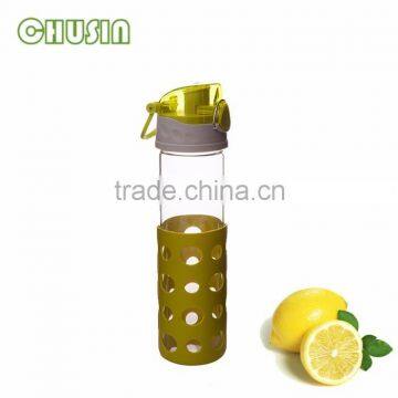 borosilicate glass water bottle with fruit infuser/tea filter and 100% food grade silicone sleeve