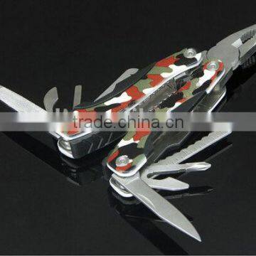 OEM Folded Multifunctional Pliers with camo handle