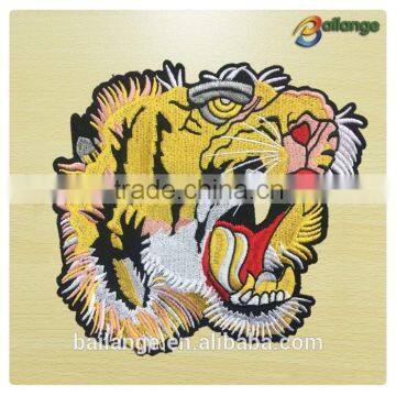 2016 hot selling brand style animal design fashion embroidery patches