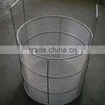 Handle with stainless steel cleaning basket round type