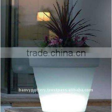 AAE Fiberglass lighting pot, fiberglass with light